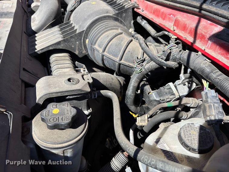 image for item EJ7679 2018 Ford E450 Super Duty van cab and chassis