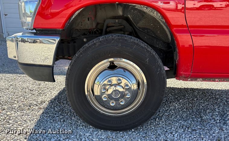 image for item EJ7679 2018 Ford E450 Super Duty van cab and chassis