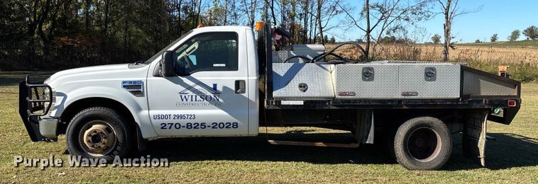 image for item EJ7681 2008 Ford F350 Super Duty XL flatbed pickup truck