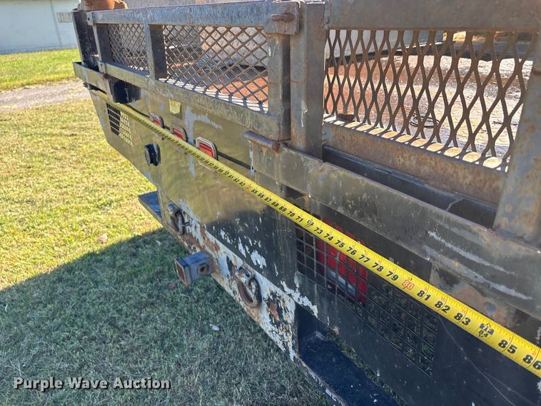 image for item EJ7681 2008 Ford F350 Super Duty XL flatbed pickup truck