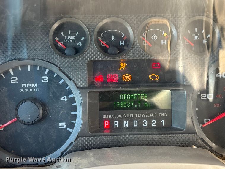 image for item EJ7681 2008 Ford F350 Super Duty XL flatbed pickup truck