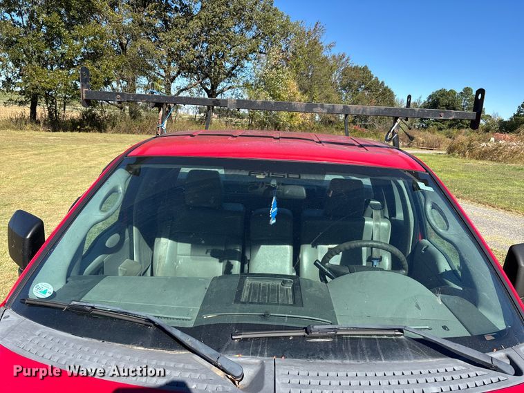 image for item EJ7682 2007 Ford F150 XL pickup truck