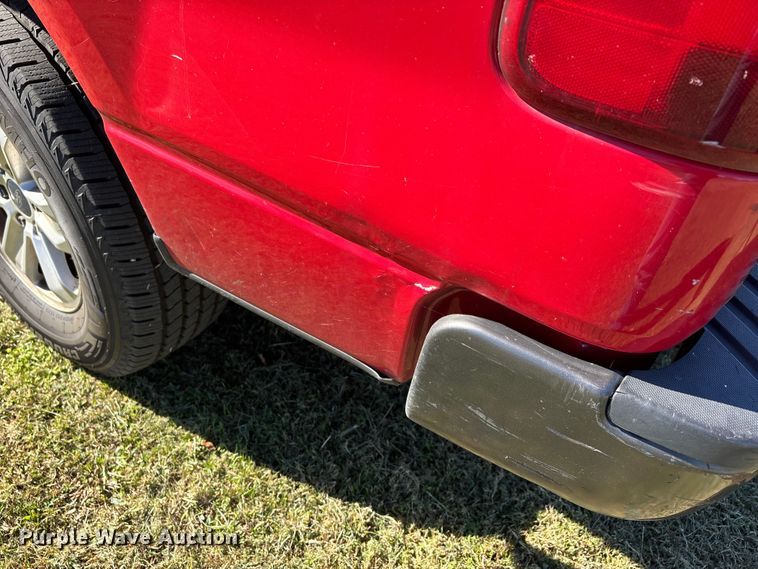 image for item EJ7682 2007 Ford F150 XL pickup truck