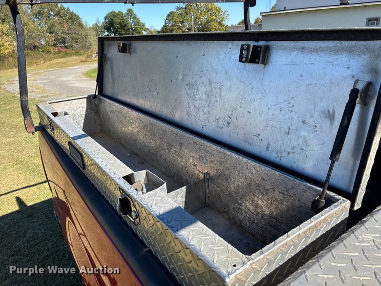 image for item EJ7682 2007 Ford F150 XL pickup truck