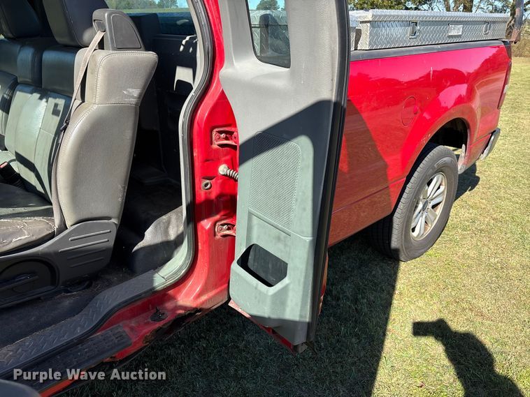 image for item EJ7682 2007 Ford F150 XL pickup truck