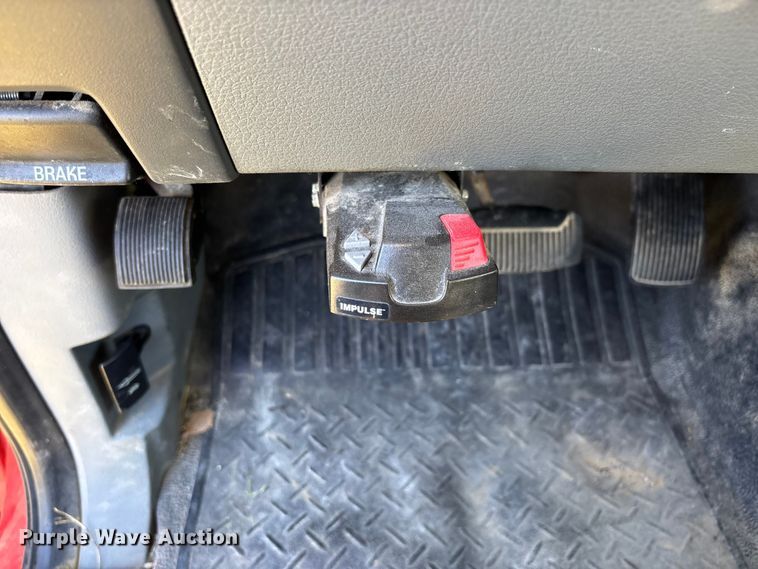 image for item EJ7682 2007 Ford F150 XL pickup truck