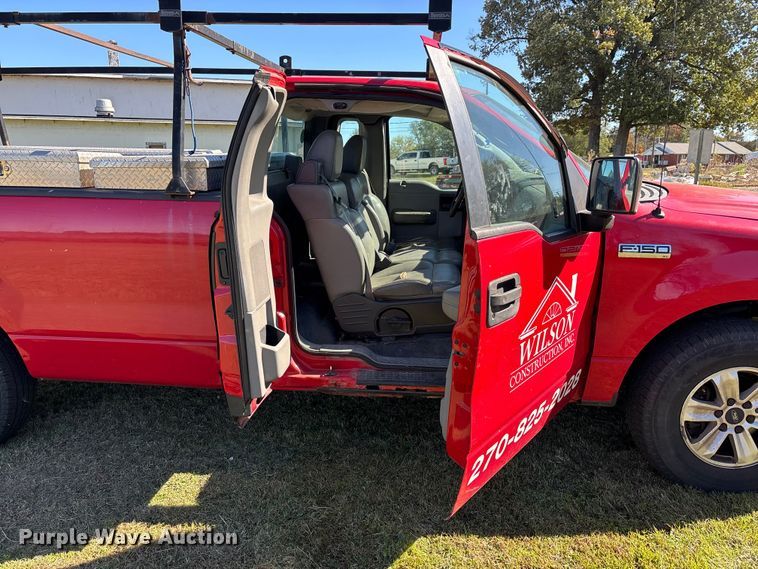 image for item EJ7682 2007 Ford F150 XL pickup truck