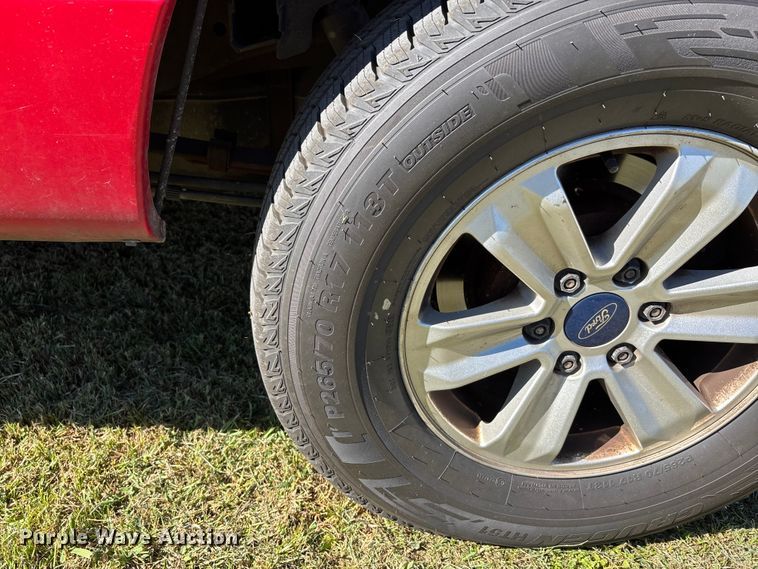 image for item EJ7682 2007 Ford F150 XL pickup truck