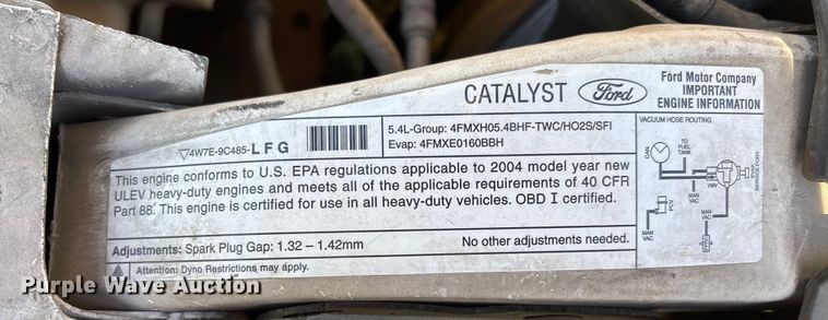 image for item EJ7683 2004 Ford F350 Super Duty XL Crew Cab pickup truck