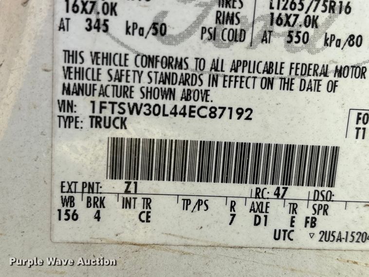 image for item EJ7683 2004 Ford F350 Super Duty XL Crew Cab pickup truck