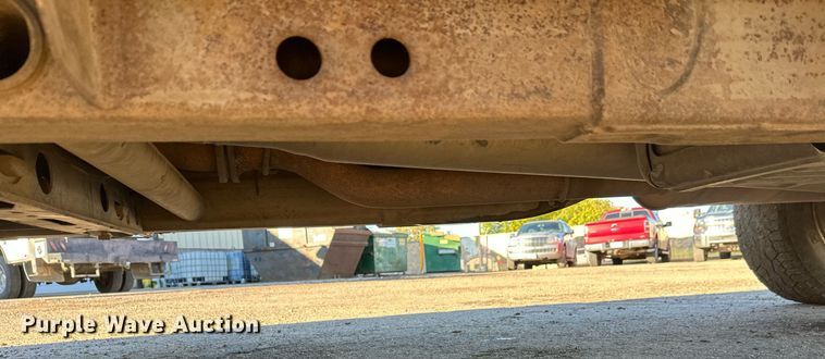 image for item EL0024 2019 Chevrolet Silverado 2500HD Double Cab pickup truck