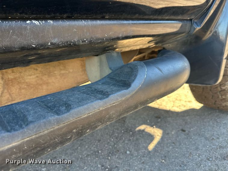 image for item EL0024 2019 Chevrolet Silverado 2500HD Double Cab pickup truck