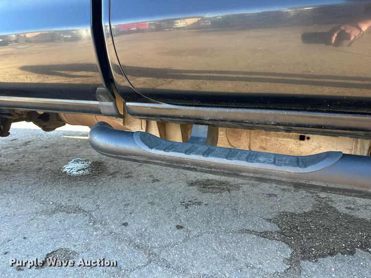 image for item EL0024 2019 Chevrolet Silverado 2500HD Double Cab pickup truck