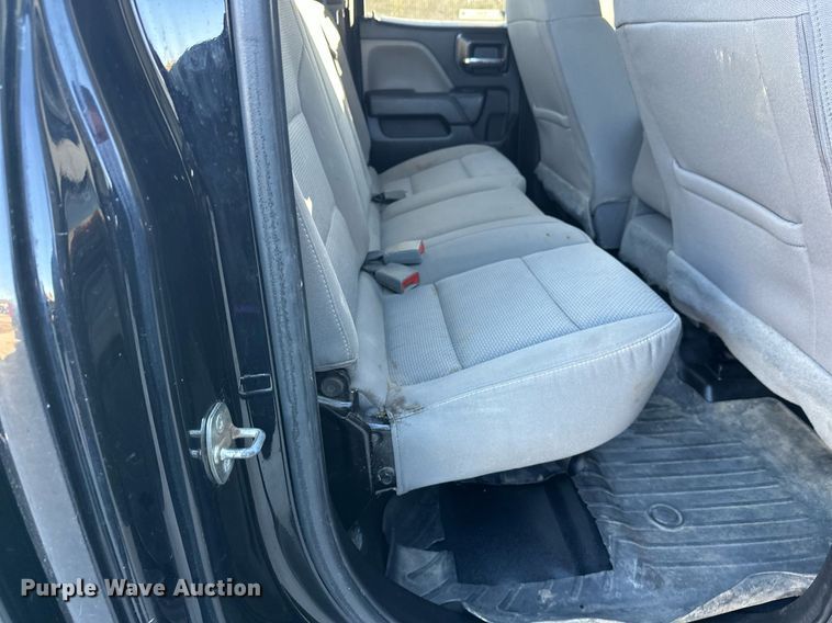 image for item EL0024 2019 Chevrolet Silverado 2500HD Double Cab pickup truck