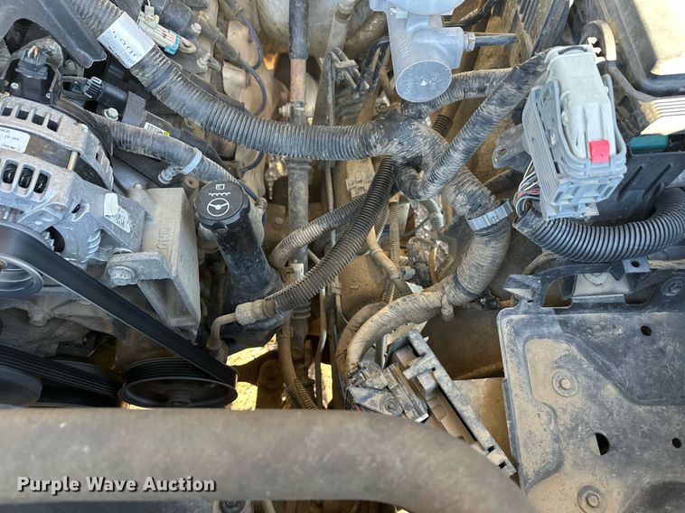 image for item EL0024 2019 Chevrolet Silverado 2500HD Double Cab pickup truck