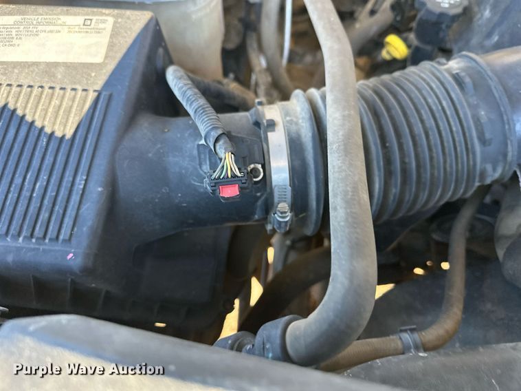 image for item EL0024 2019 Chevrolet Silverado 2500HD Double Cab pickup truck