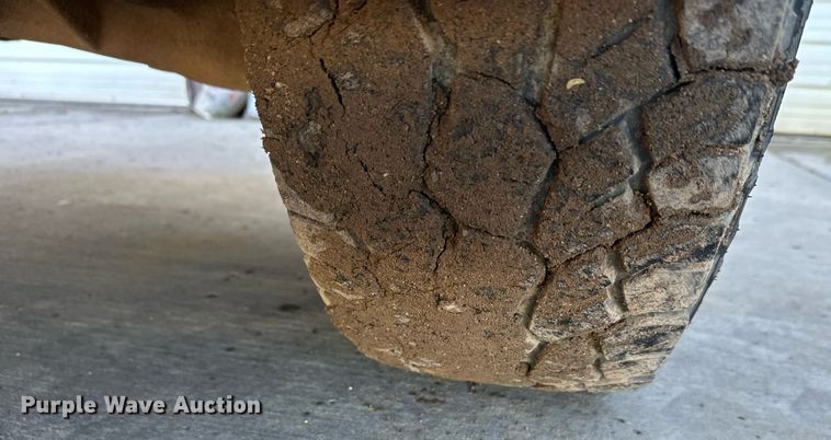 image for item EL0024 2019 Chevrolet Silverado 2500HD Double Cab pickup truck