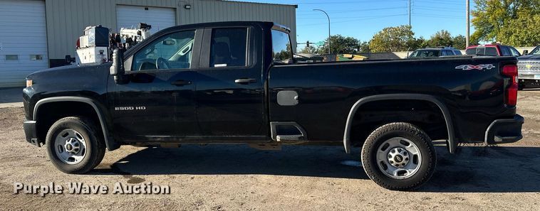image for item EL0025 2020 Chevrolet Silverado 2500HD Double Cab pickup truck
