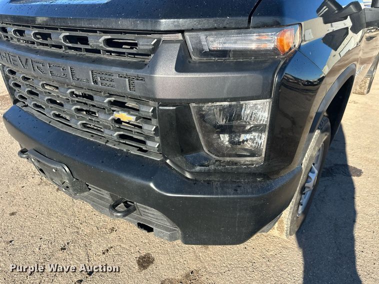 image for item EL0025 2020 Chevrolet Silverado 2500HD Double Cab pickup truck