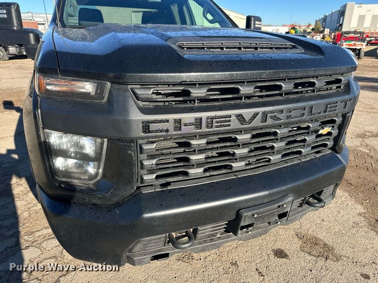 image for item EL0025 2020 Chevrolet Silverado 2500HD Double Cab pickup truck