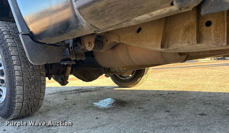 image for item EL0025 2020 Chevrolet Silverado 2500HD Double Cab pickup truck