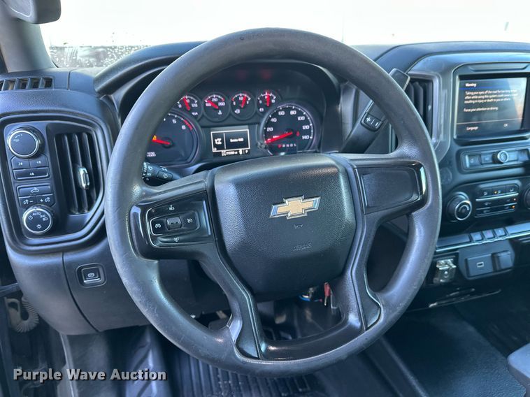 image for item EL0025 2020 Chevrolet Silverado 2500HD Double Cab pickup truck