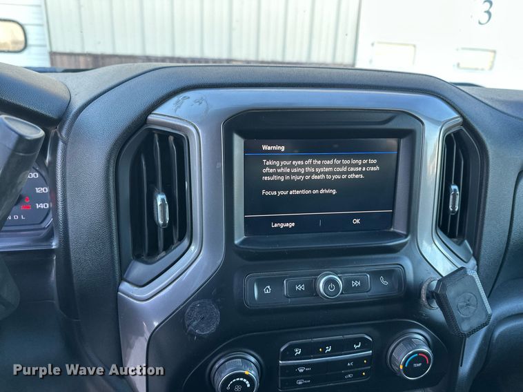 image for item EL0025 2020 Chevrolet Silverado 2500HD Double Cab pickup truck