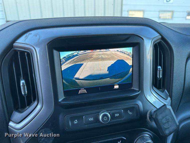 image for item EL0025 2020 Chevrolet Silverado 2500HD Double Cab pickup truck