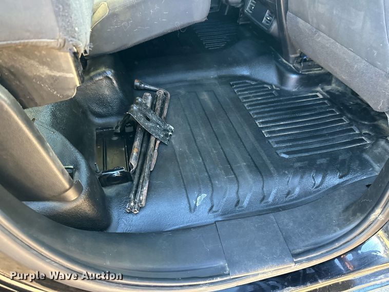 image for item EL0025 2020 Chevrolet Silverado 2500HD Double Cab pickup truck