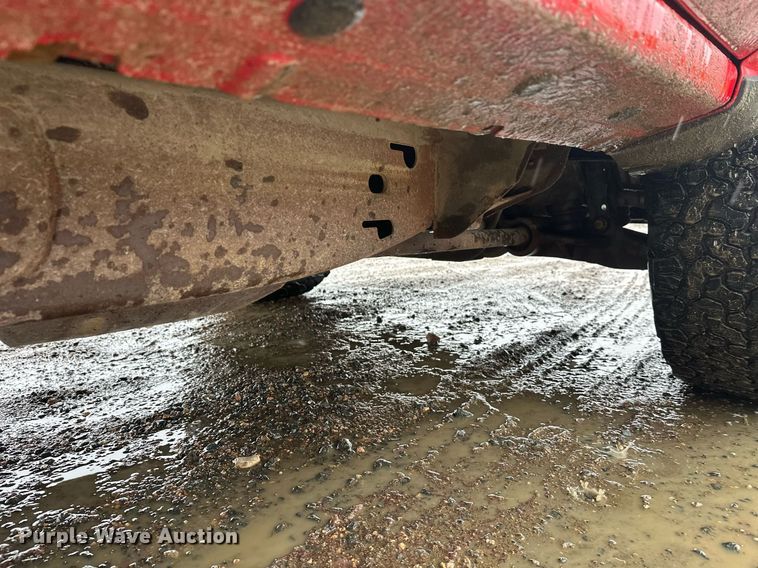 image for item EL0033 2019 Chevrolet Silverado 2500HD Double Cab pickup truck