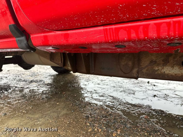 image for item EL0033 2019 Chevrolet Silverado 2500HD Double Cab pickup truck