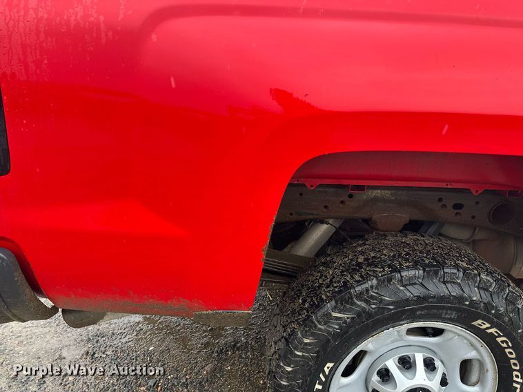 image for item EL0033 2019 Chevrolet Silverado 2500HD Double Cab pickup truck