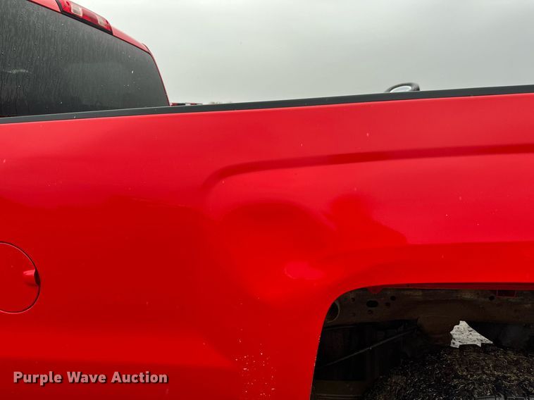 image for item EL0033 2019 Chevrolet Silverado 2500HD Double Cab pickup truck