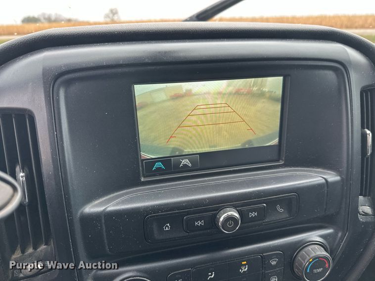 image for item EL0033 2019 Chevrolet Silverado 2500HD Double Cab pickup truck