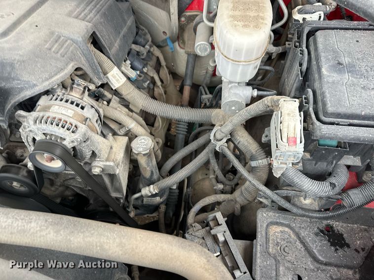 image for item EL0033 2019 Chevrolet Silverado 2500HD Double Cab pickup truck