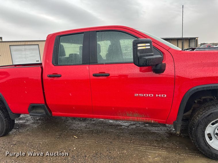 image for item EL0037 2021 Chevrolet Silverado 2500HD Double Cab pickup truck