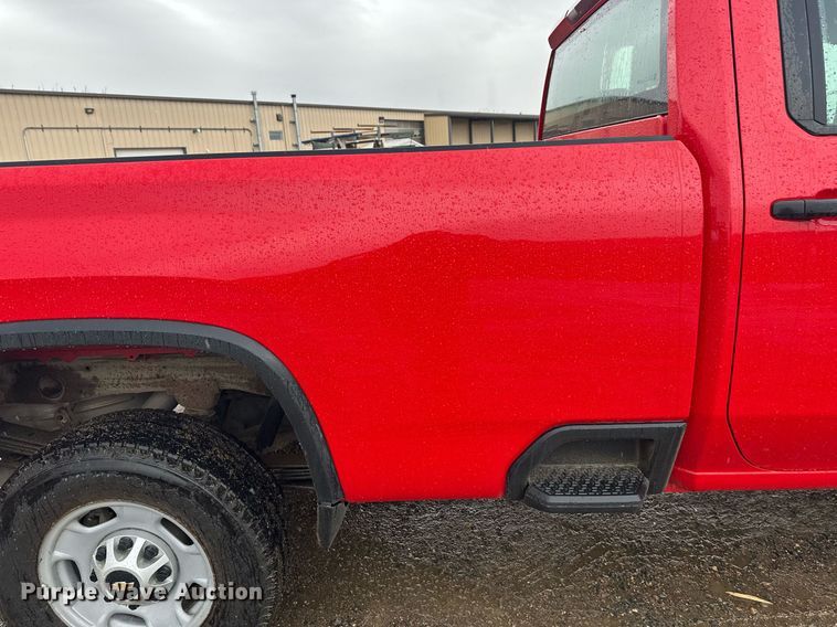 image for item EL0037 2021 Chevrolet Silverado 2500HD Double Cab pickup truck