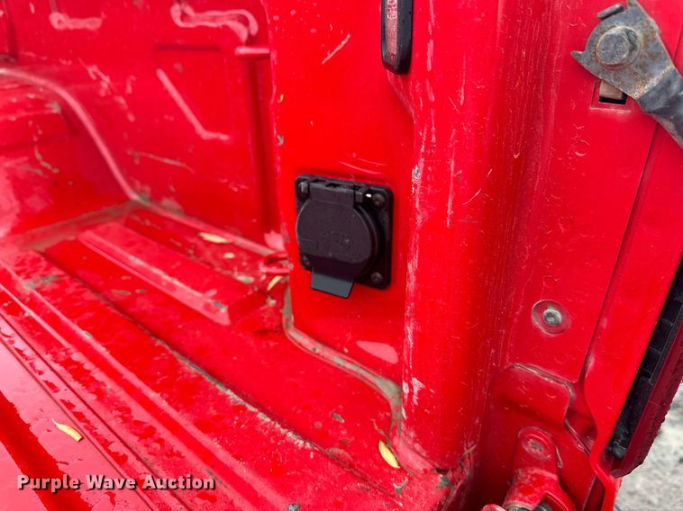 image for item EL0037 2021 Chevrolet Silverado 2500HD Double Cab pickup truck