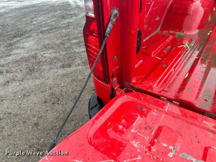 image for item EL0037 2021 Chevrolet Silverado 2500HD Double Cab pickup truck