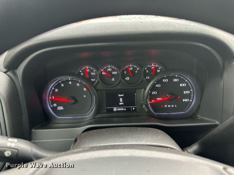 image for item EL0037 2021 Chevrolet Silverado 2500HD Double Cab pickup truck