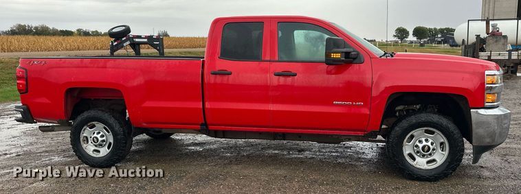 image for item EL0038 2019 Chevrolet Silverado 2500HD Double Cab pickup truck