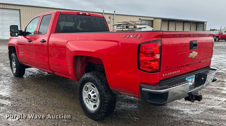 image for item EL0038 2019 Chevrolet Silverado 2500HD Double Cab pickup truck