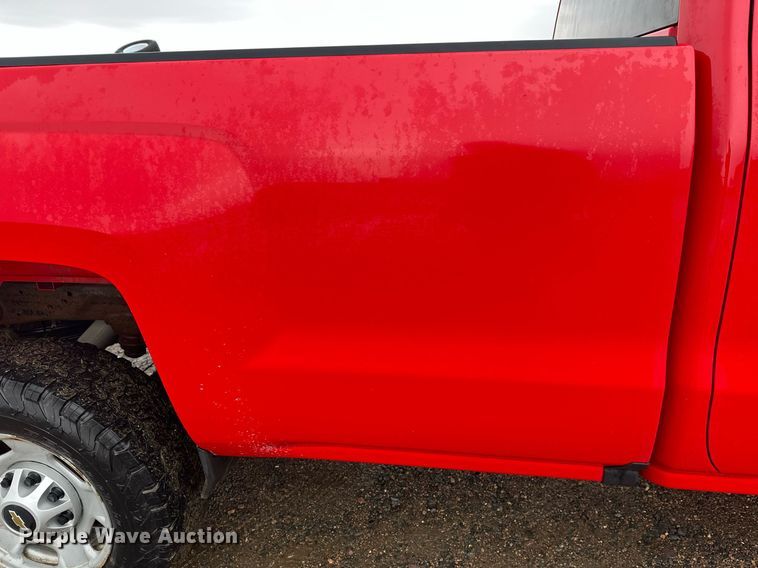 image for item EL0038 2019 Chevrolet Silverado 2500HD Double Cab pickup truck