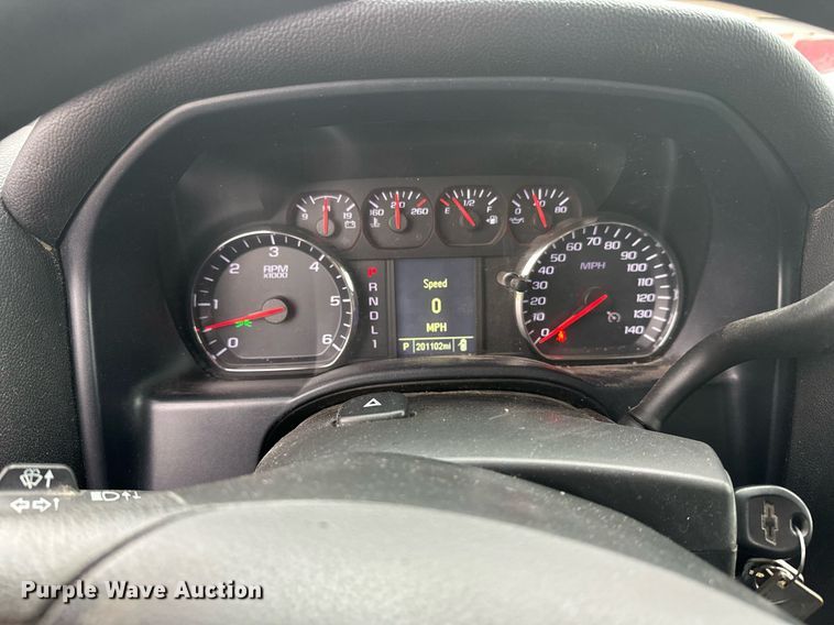 image for item EL0038 2019 Chevrolet Silverado 2500HD Double Cab pickup truck