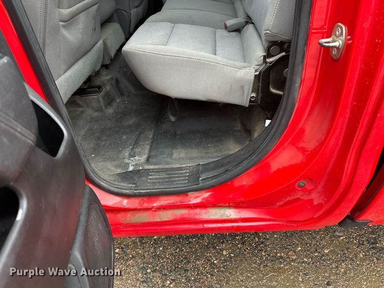 image for item EL0038 2019 Chevrolet Silverado 2500HD Double Cab pickup truck