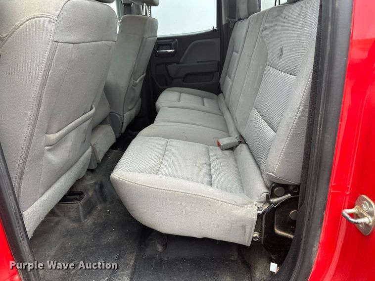 image for item EL0038 2019 Chevrolet Silverado 2500HD Double Cab pickup truck