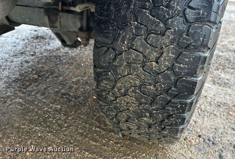 image for item EL0038 2019 Chevrolet Silverado 2500HD Double Cab pickup truck