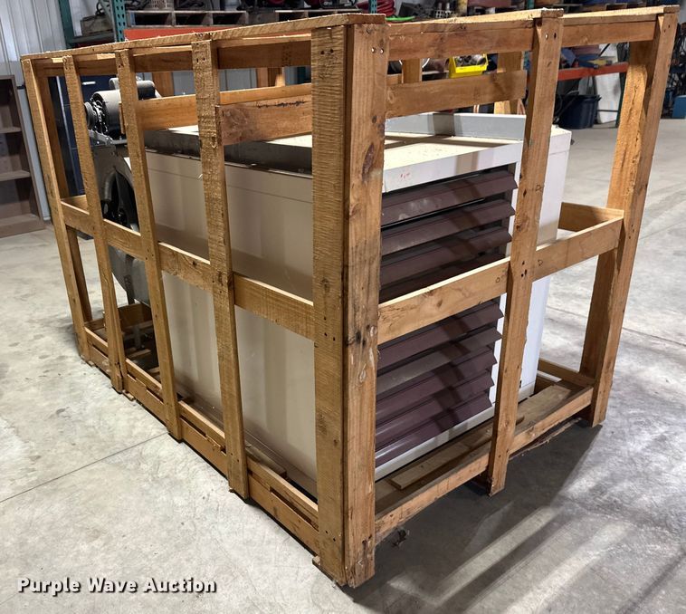 image for item EL0053 Reznor UDBP400 furnace