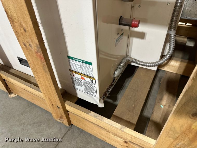 image for item EL0053 Reznor UDBP400 furnace