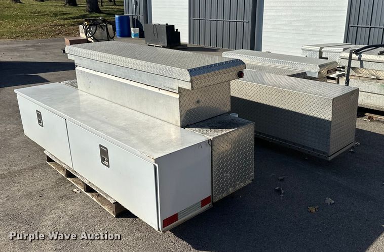 image for item EL0054 Automotive parts